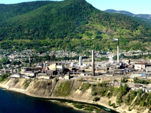 2005 Aerial photo of hillside (pre-treatment)