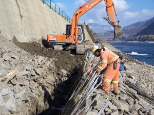 Vegetated riprap installation, riverbank spring 2008